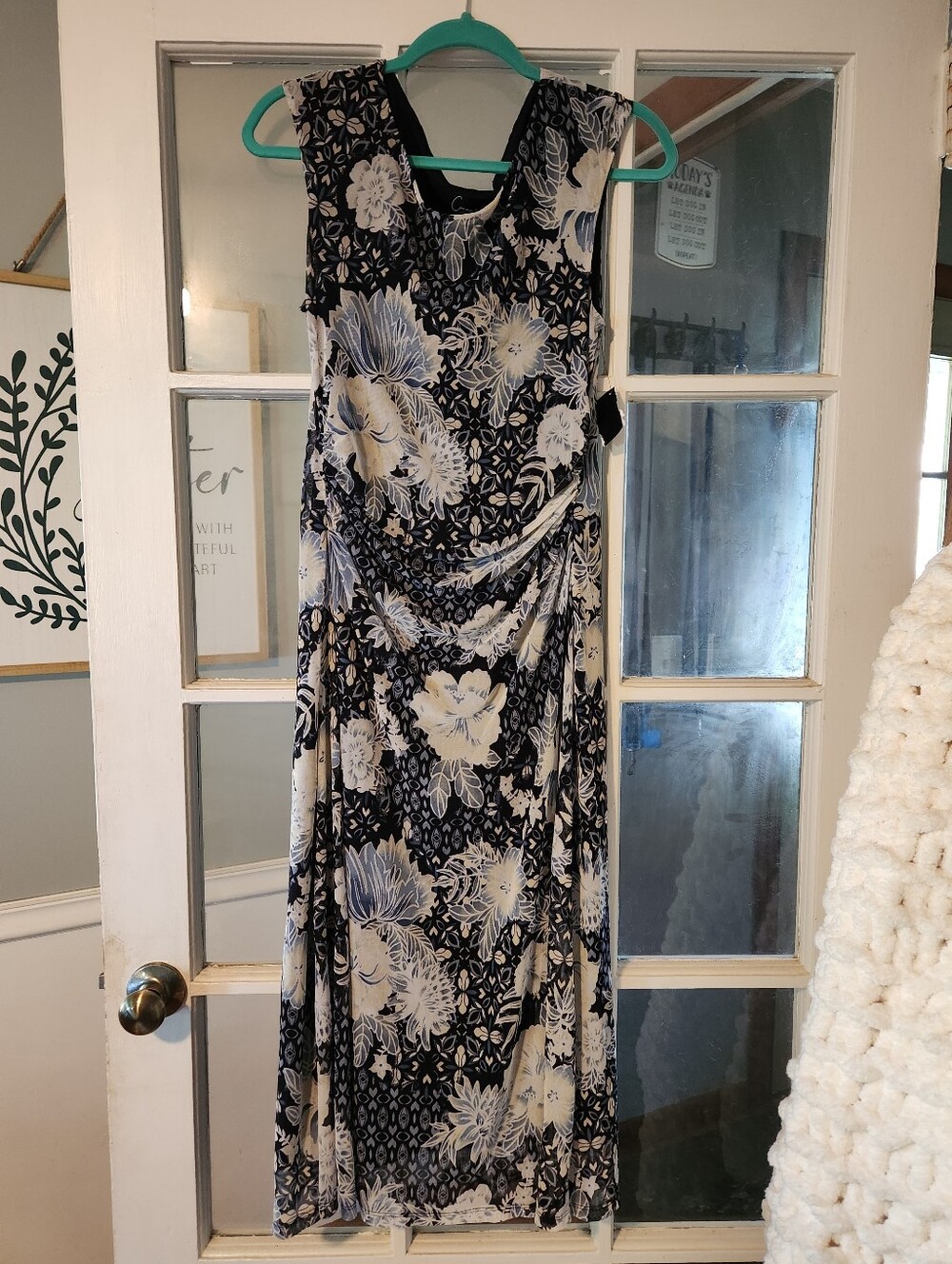Connected Apparel Size 10 Black Blue Floral Ruched Mesh Maxi Dress